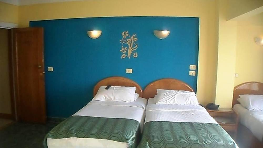 Cleopatra Hotel Alexandria (Adults Only) Exterior photo